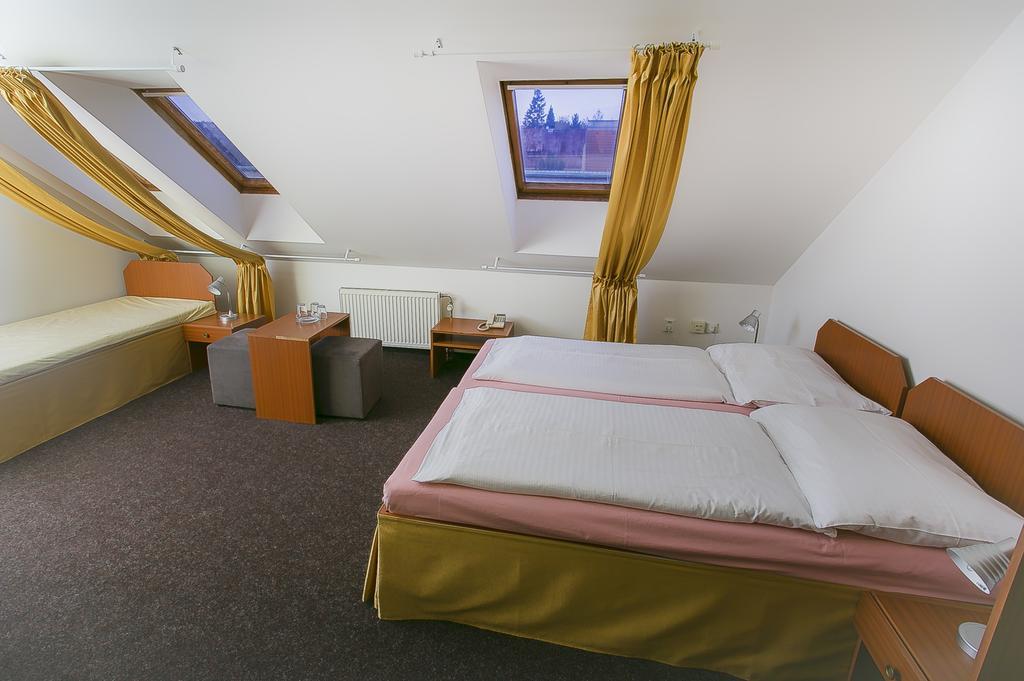 براغ Hotel U Sladku المظهر الخارجي الصورة